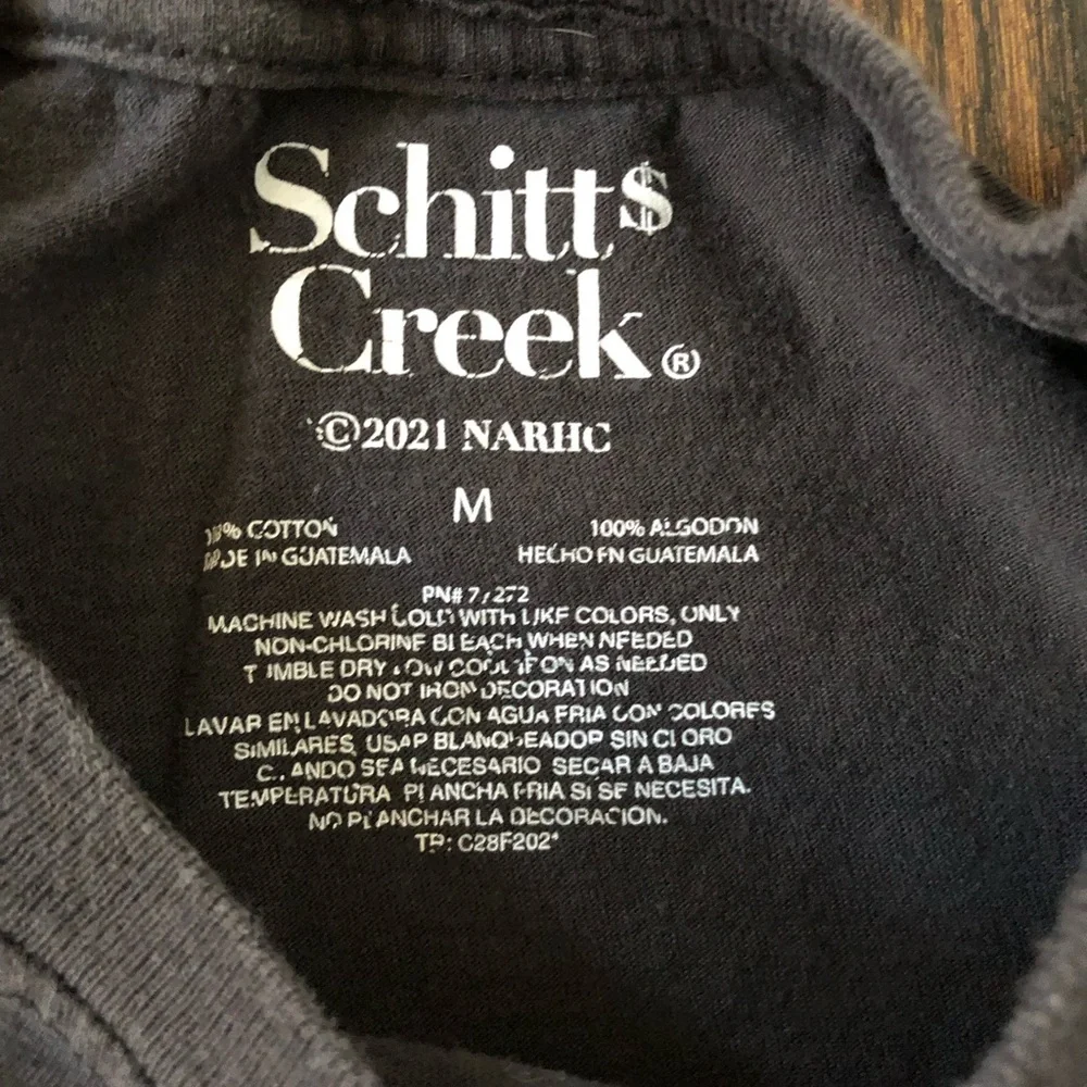 Schitt’s Creek Women’s M Dark Gray “Rose Apothecary” Store Logo Graphic T-Shirt - Picture 4 of 9
